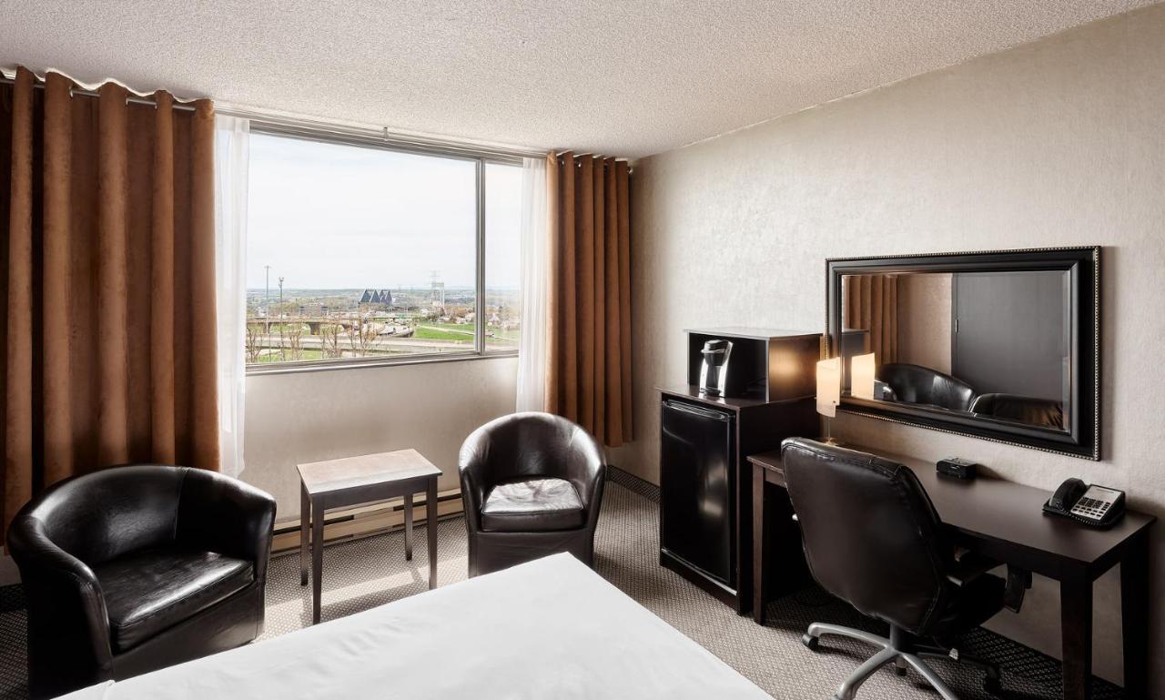 Travelodge By Wyndham Quebec City Hotel & Convention Centre Exterior foto
